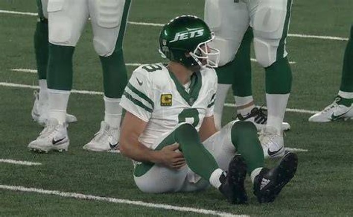 
Aaron Rodgers injury update: New York Jets QB suffers ankle injury against Buffalo Bills 