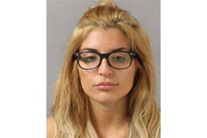 
Aspiring Nashville Singer Who Shot Homeless Man After He Asked Her to Move Her Car Avoids Jail 