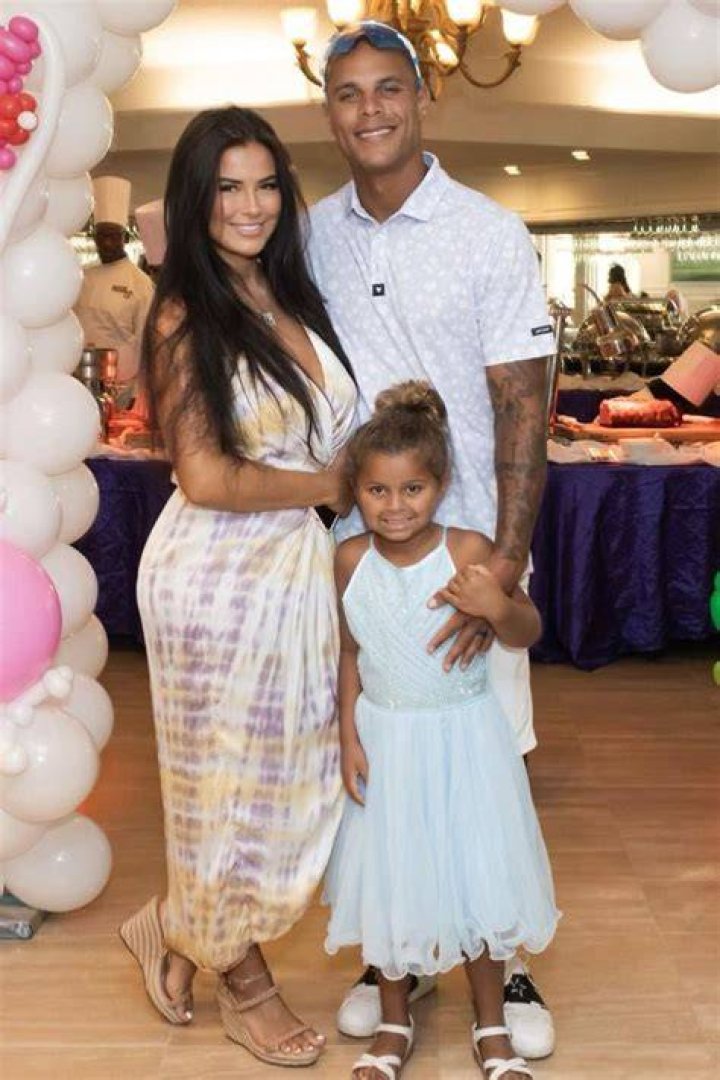 
Jordan Poyer Family Ethnicity And Parents Nationality 
