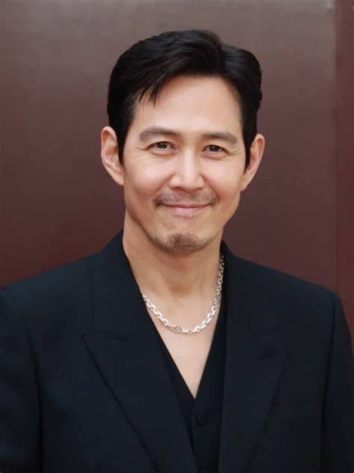 Lee Jung Jae Height, Weight, Net Worth, Age, Birthday, Wikipedia, Who, Nationality, Biography