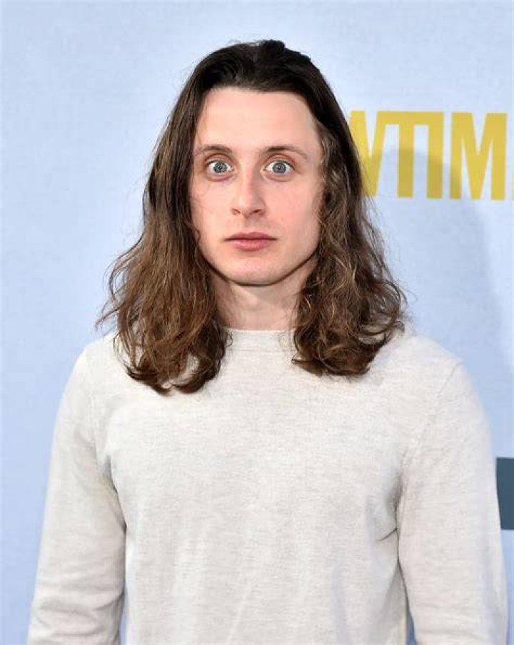 
What is Rory Culkin doing now? Siblings, Net Worth, Wife, Height 